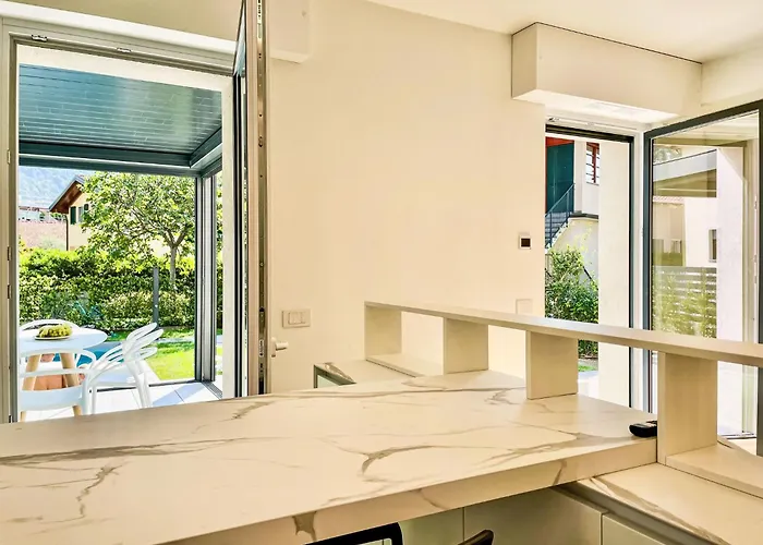 Nyaraló Allegra By Interhome Dervio